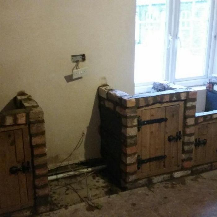Alan's got his trowel out again! This time Alan's rebuilding this bespoke kitchen for a client in Bilborough after we have successfully treated and repaired their extensive damp problem in the kitchen.&nbsp;